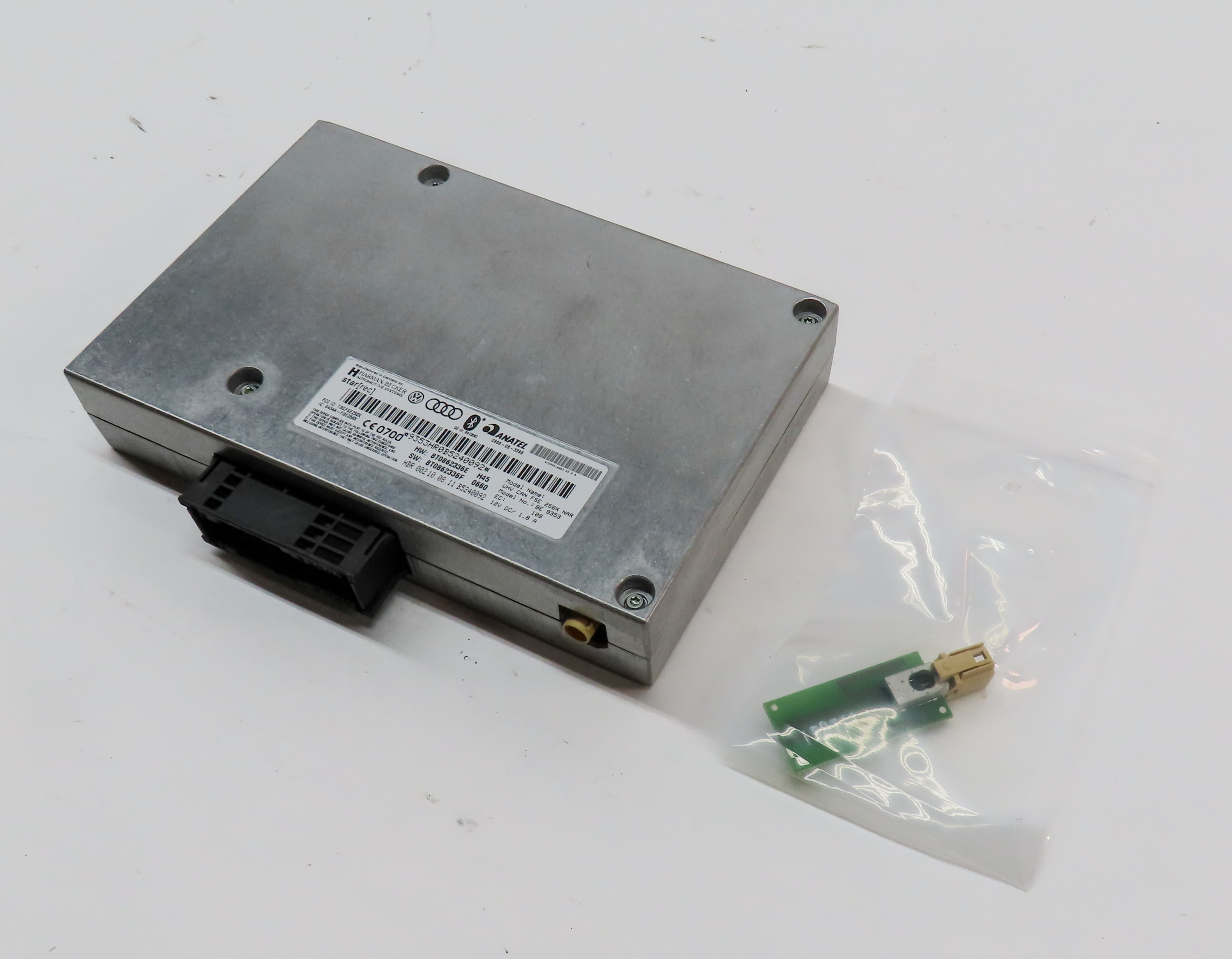 2010-2017 AUDI A4 Q5 S4 SQ5 (B8 8K 8R) BLUETOOTH COMMUNICATION CONTROL MODULE — exact item pictured